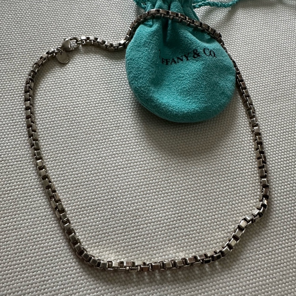 Tiffany & Co. Silver Venetian Box Chain Necklace with Pouch - Picture 2 of 4